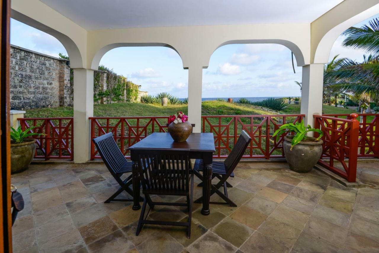 Blue Bay Cove Apartment Watamu Bagian luar foto
