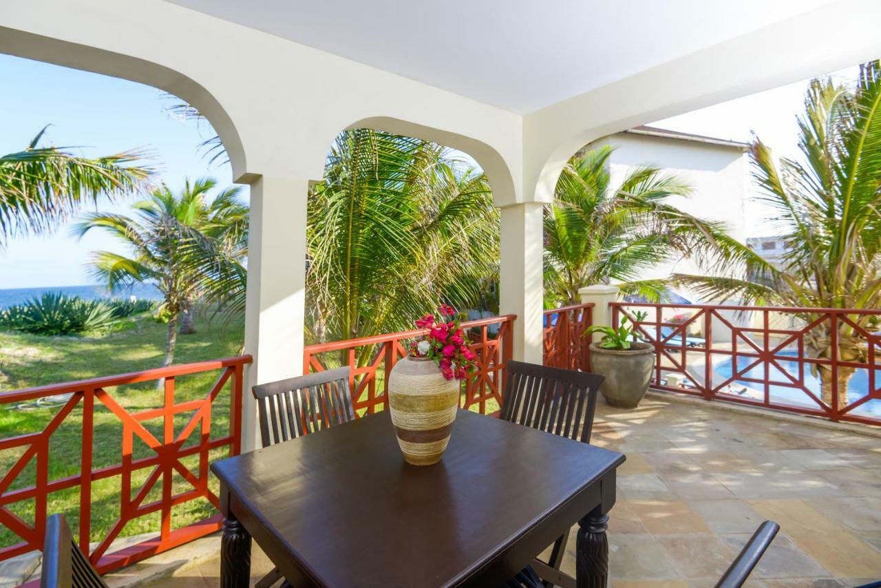 Blue Bay Cove Apartment Watamu Bagian luar foto